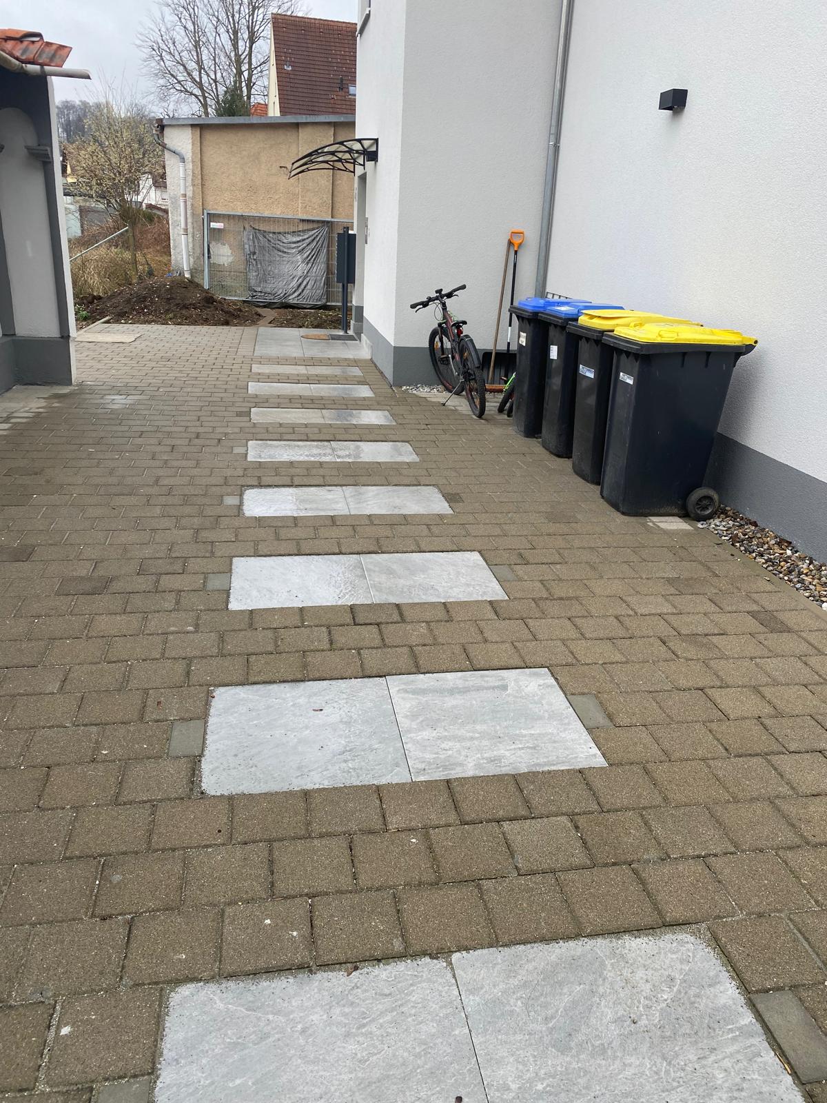 pflasterarbeiten-eingang-eingangsbereich-bad-waldsee Projekt Pflaster arbeiten Eingang Bad Waldsee - Privater Hauseingang